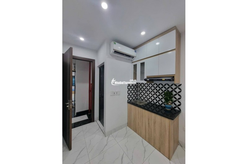 HIẾM! Tòa ngôi nhà 9 tầng Đình Thôn, 24 phòng, full nội thất, sổ vuông, tổng doanh thu 1.5 tỷ, 20.5 tỷ!
